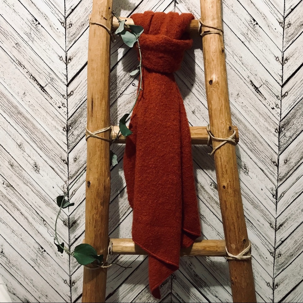 Soft acrylic scarf in rust